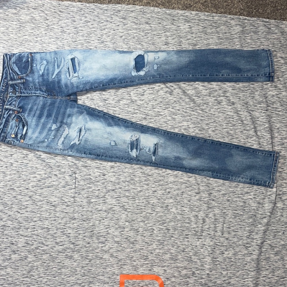 Distressed American Eagle next level air flex men’s jeans